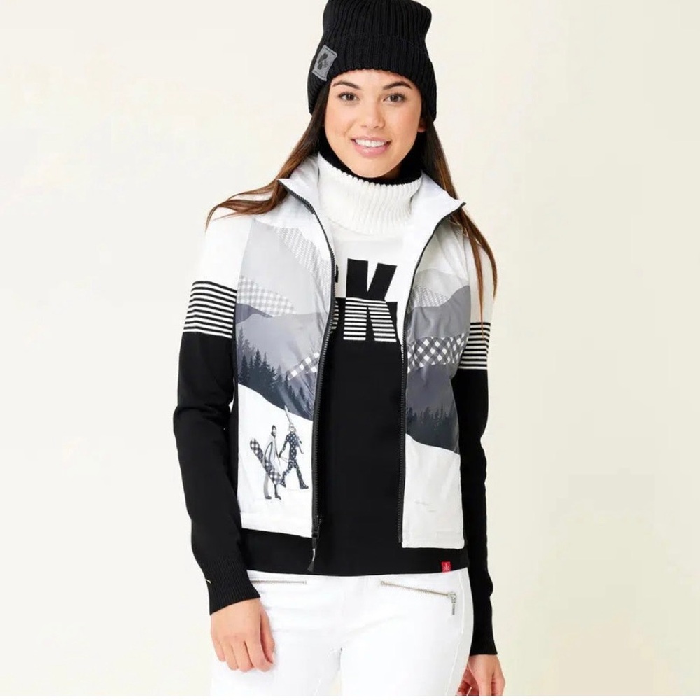 Krimson Klover Sela Reversible Vest | Black and White Women's Jacket